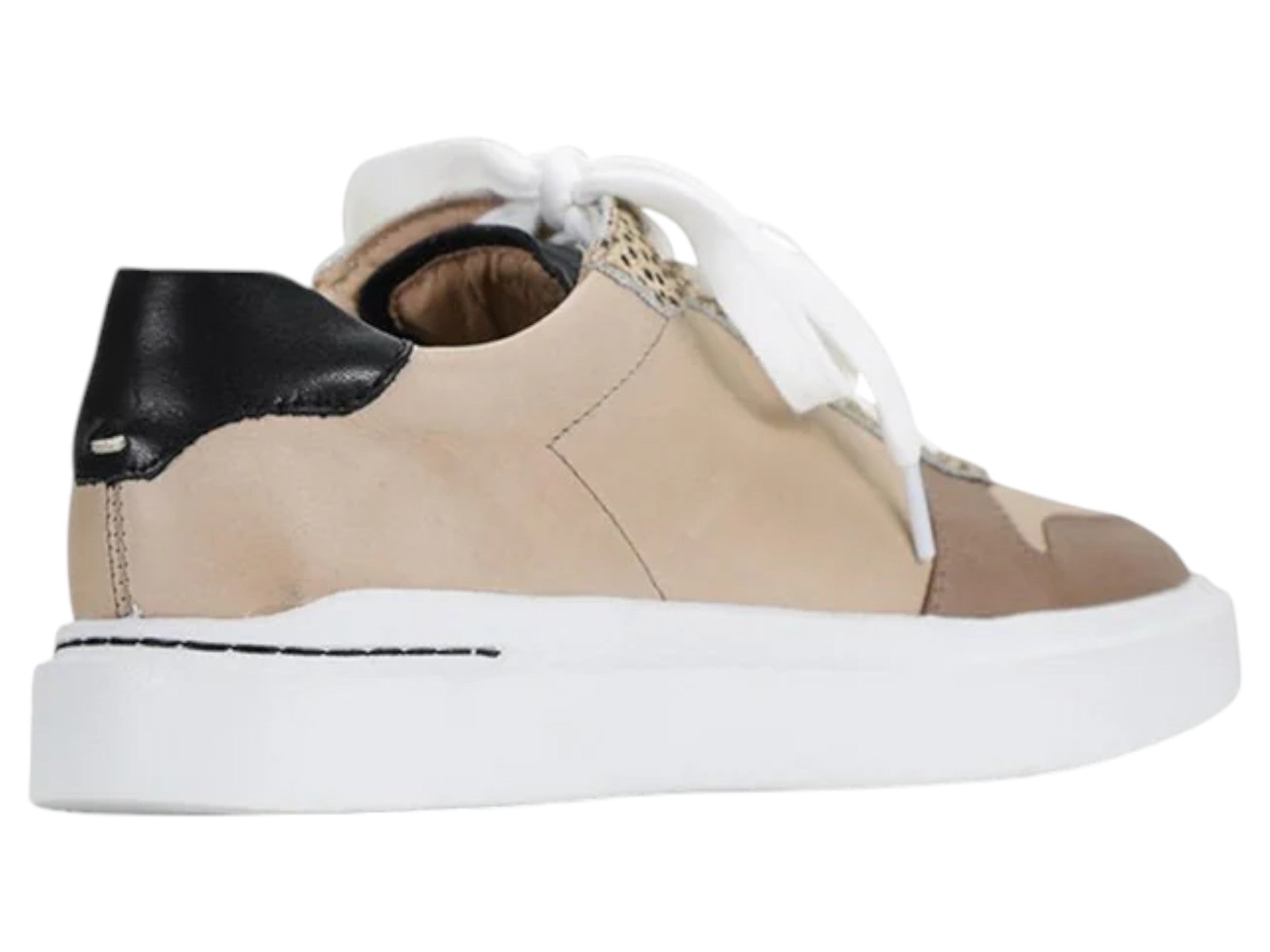 EOS Umina Sneaker - Women's